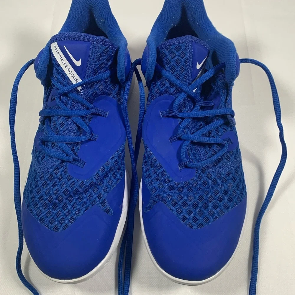 Nike Zoom Hyperspeed Volleyball Court shoes size 7.  They fit like a ladies 8.5.